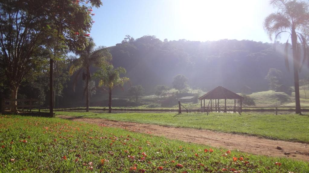  Pousada Colar de Ouro Chalés