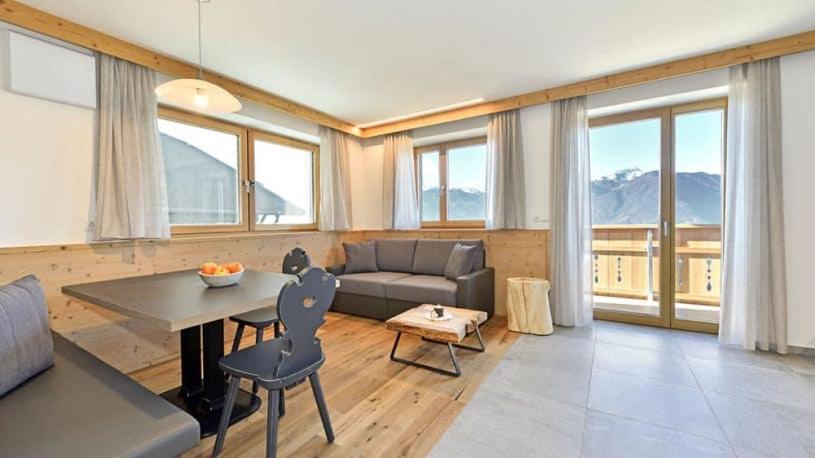 Nespecifikovaný výhled na hory nebo výhled na hory při pohledu z apartmánu