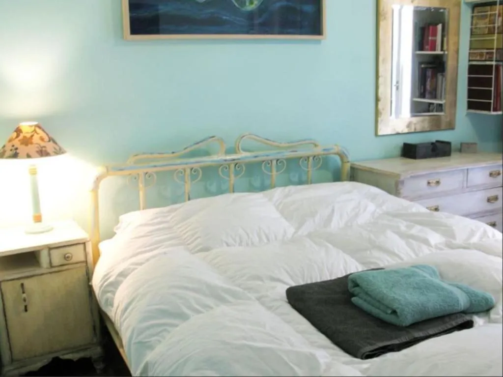Central & Cosy boutique Apt - 3 min from Metro, Athens, Greece