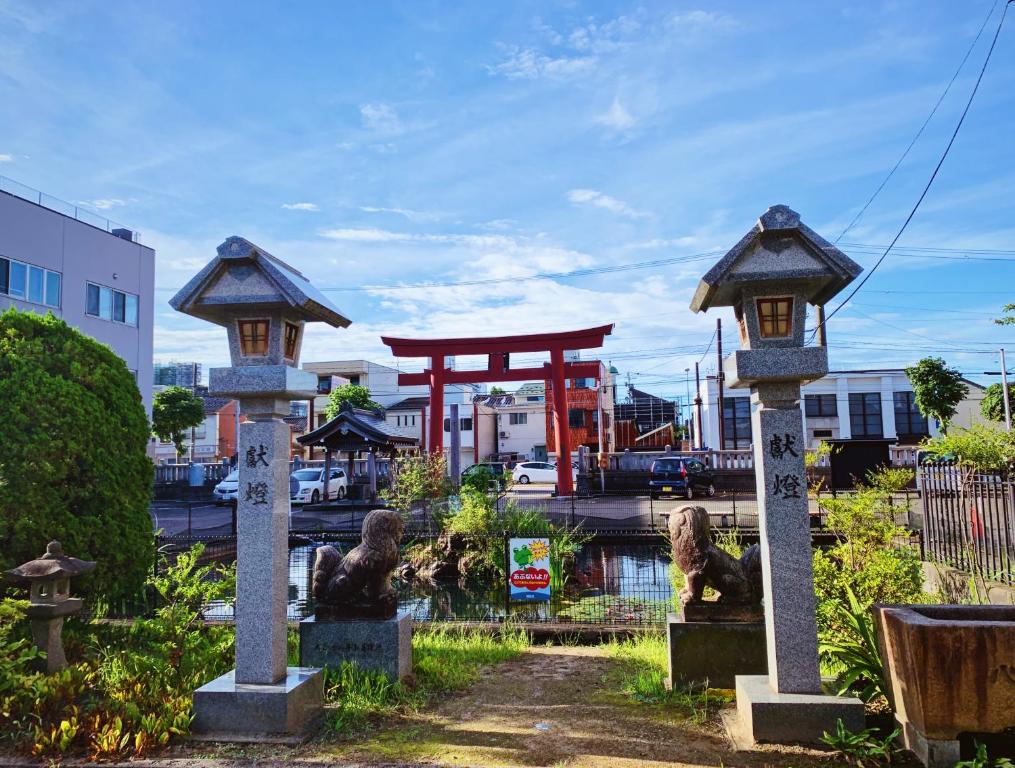 富山市にある泊まれる図書館 寄処 -yosuga-のギャラリーの写真