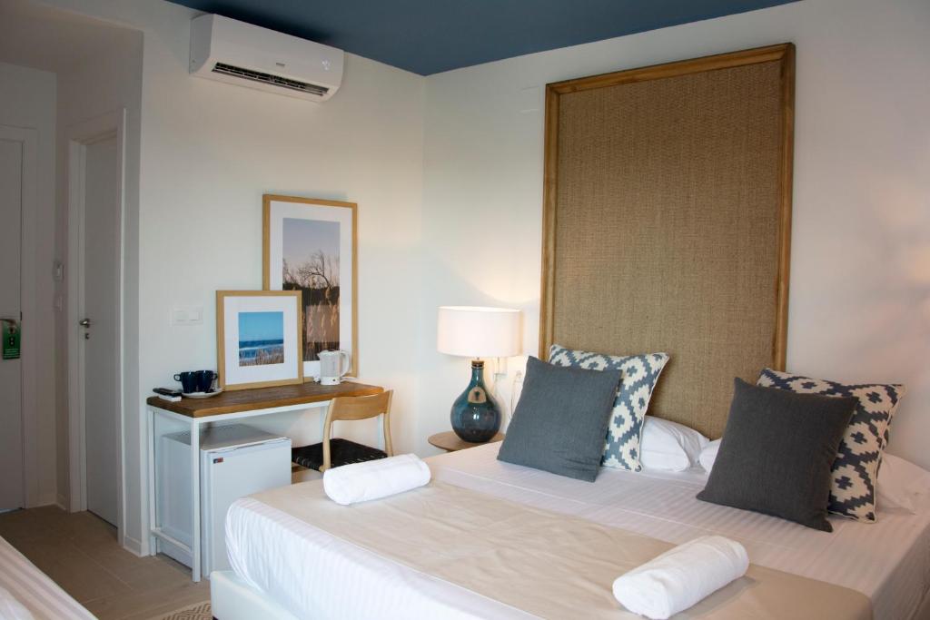 YOU & CO. Saler Beach Boutique - Resim 16