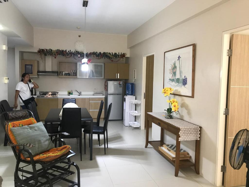 Kuchyň nebo kuchyňský kout v ubytování Creys Condo 2 at Pico de Loro Cove