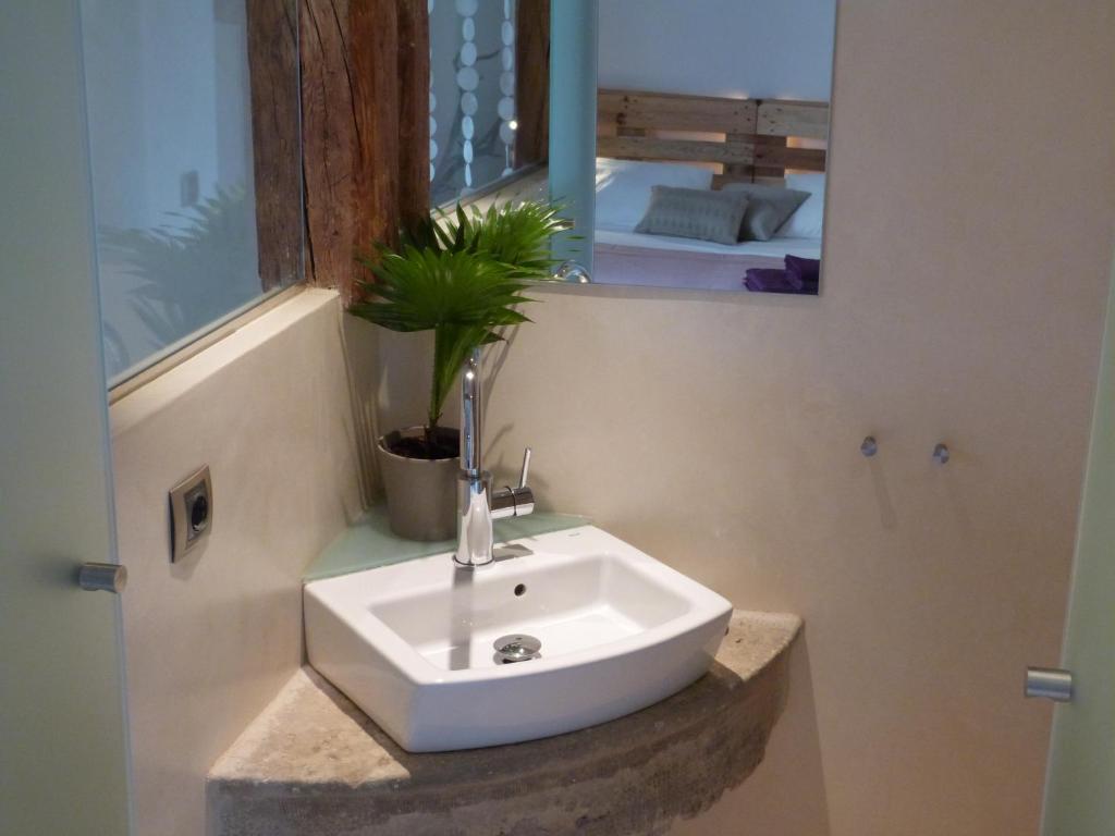 Casa Vella del Panta - Deluxe Double Room With View