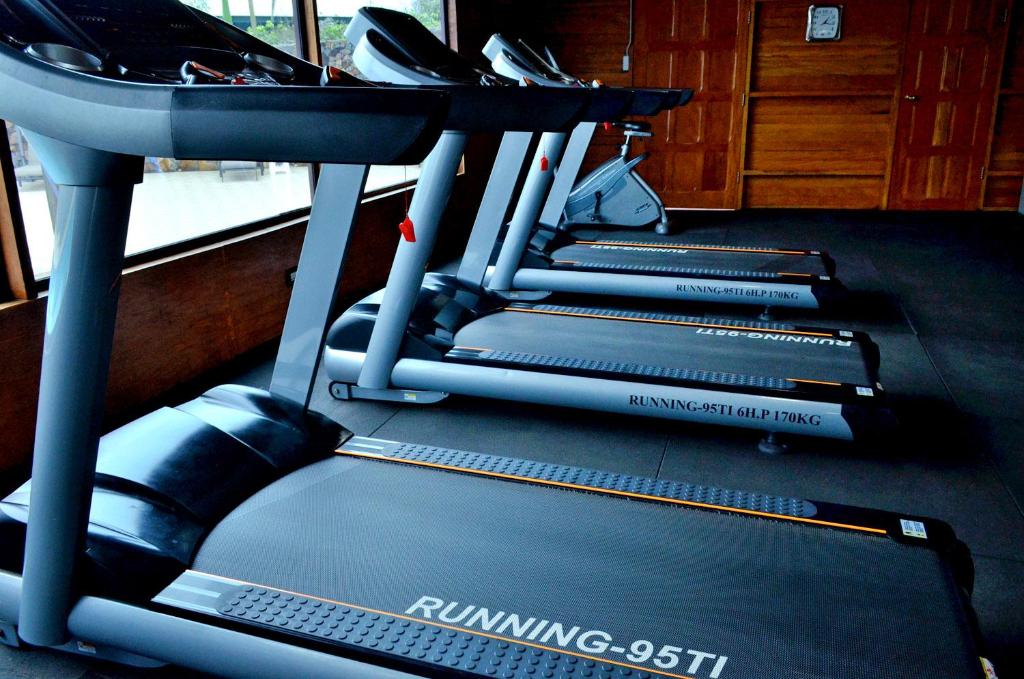 Fitness centrum a/nebo fitness zařízení v ubytování The Cape Hotel