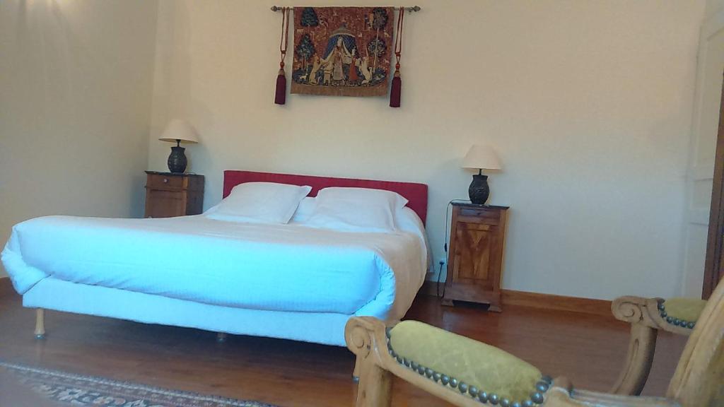 Le Vieux Chateau - Familiekamer Met Twee Slaapkamers