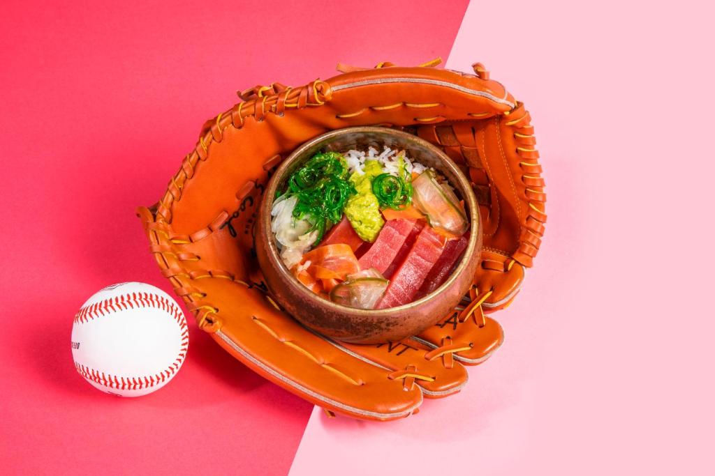 ホテルの敷地内または近くでの食事または食べ物
