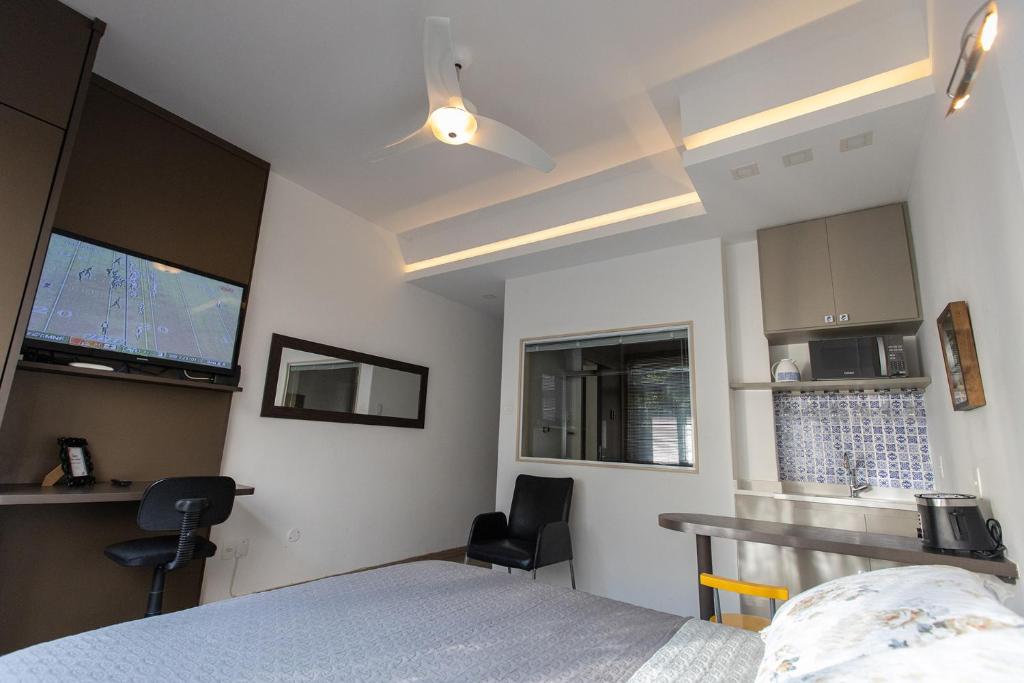  VIP OFFICE 502