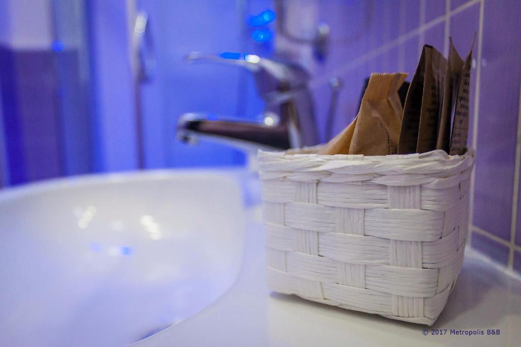 Koupelna v ubytování Metropolis B&B