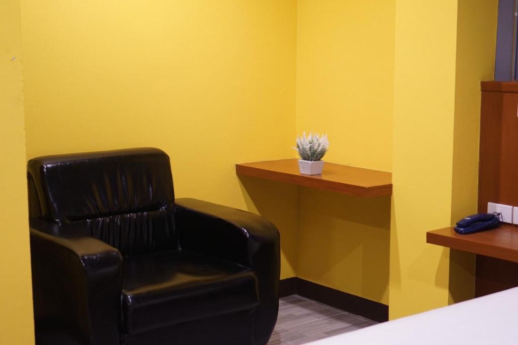 Posezení v ubytování S.S.Hotel Nangrong