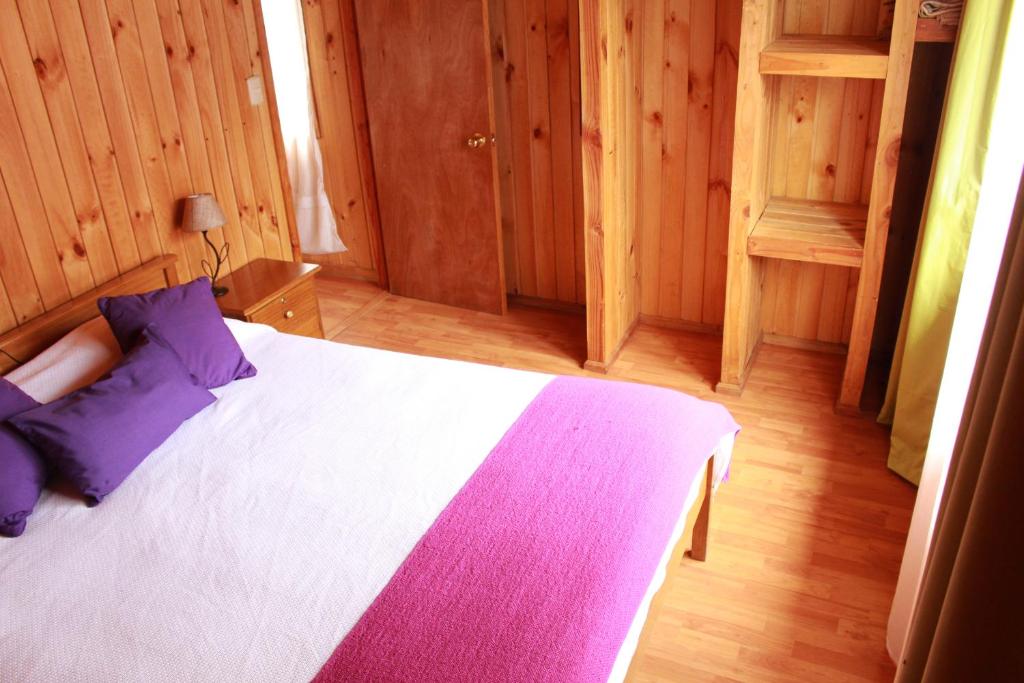 Voodi või voodid majutusasutuse Cabanas L'ESCALE toas