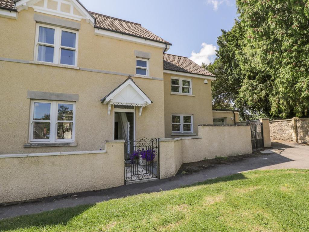 6 The Chipping, Wotton under Edge (updated prices 2024)