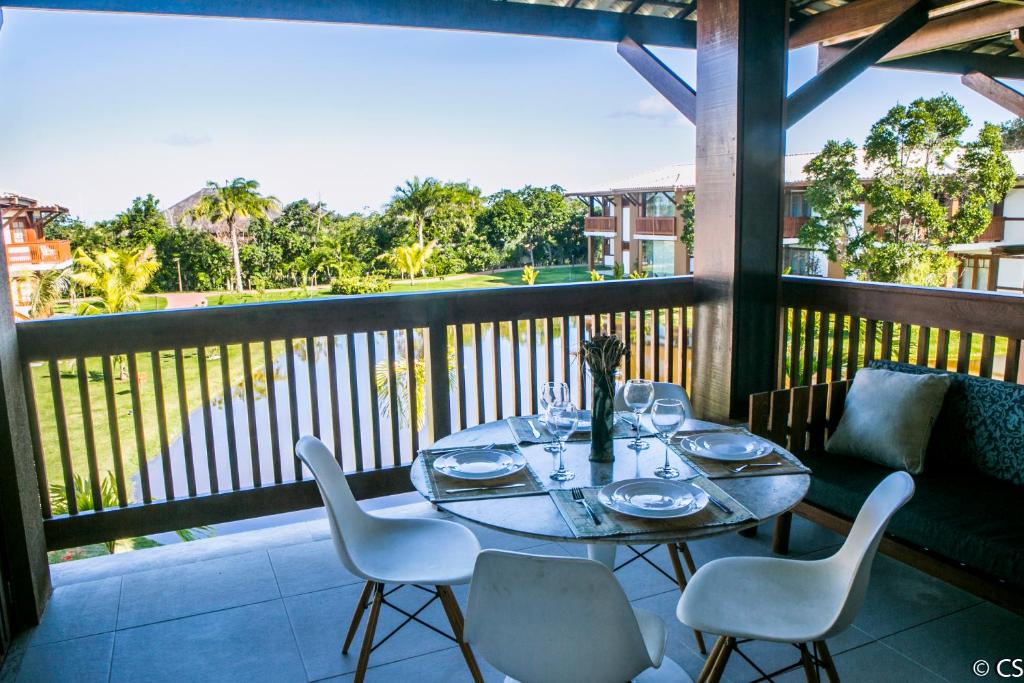  Apartamento Villa da Enseada - Praia privativa