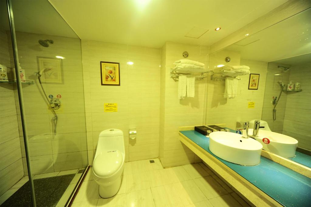 Koupelna v ubytování Guangzhou Junshan Hotel - Shuttle bus for Canton Fair