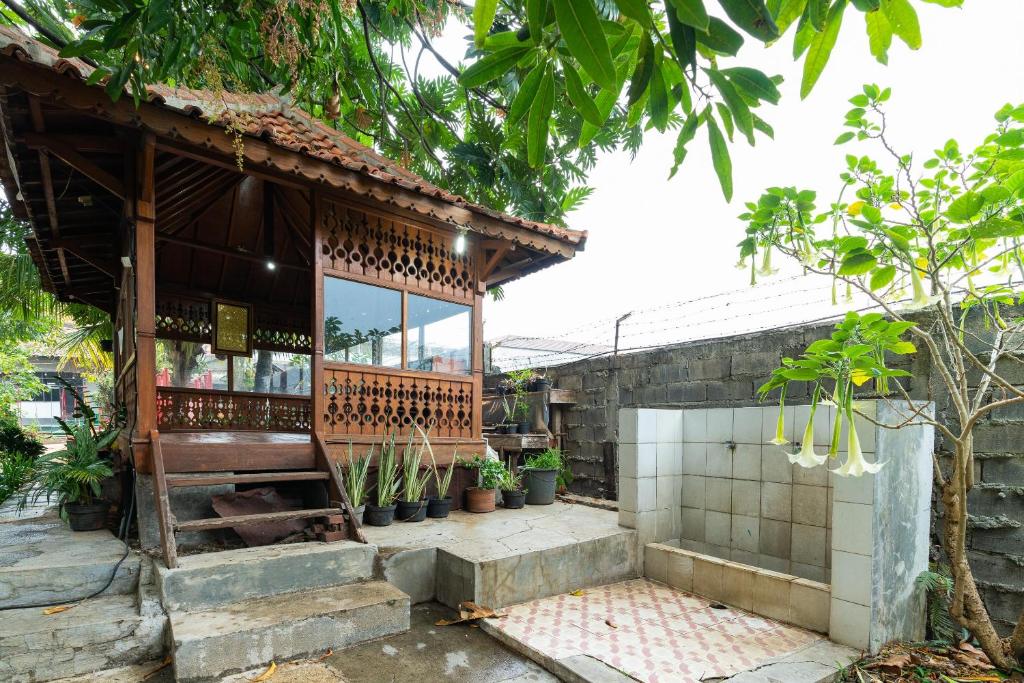 Balcone o terrazza di RedDoorz Hostel @ Dago 2