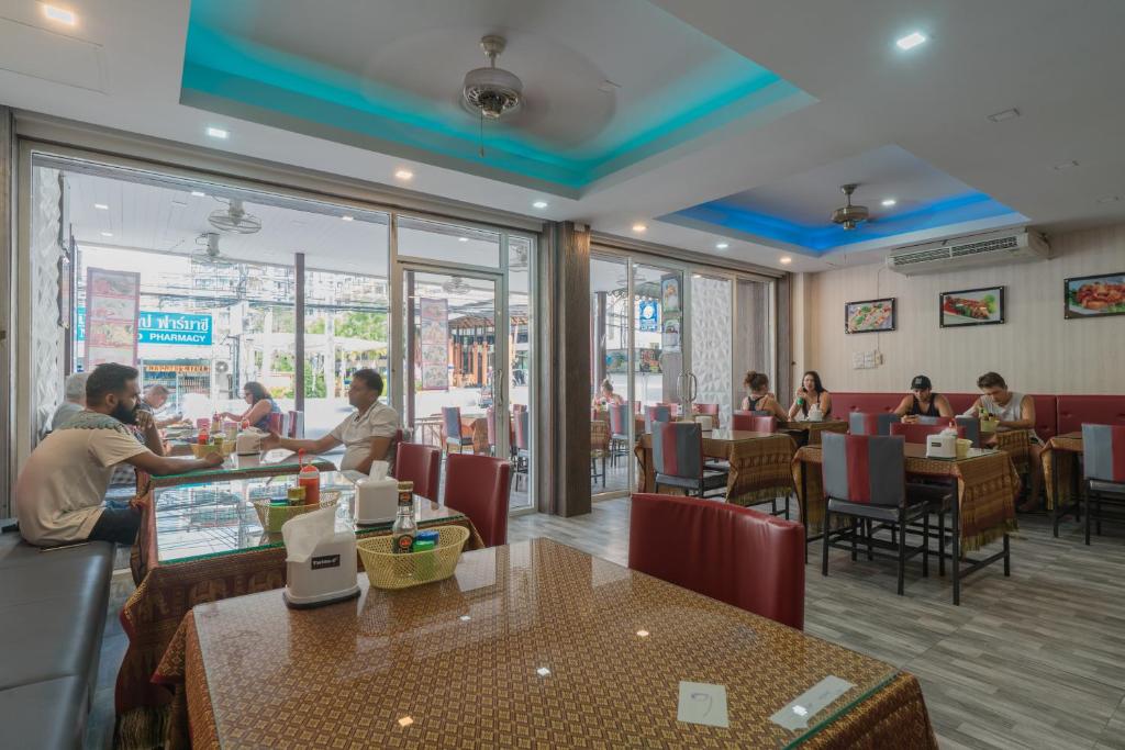 Baan Thai Beach Side Residence, Patong Beach - Resim 39