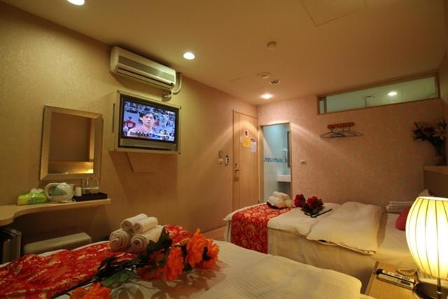 Tanxiang Resort Hotel Sun Moon Lake Harbour - Sun Moon Lake Pier - غرفة رباعية مع دش