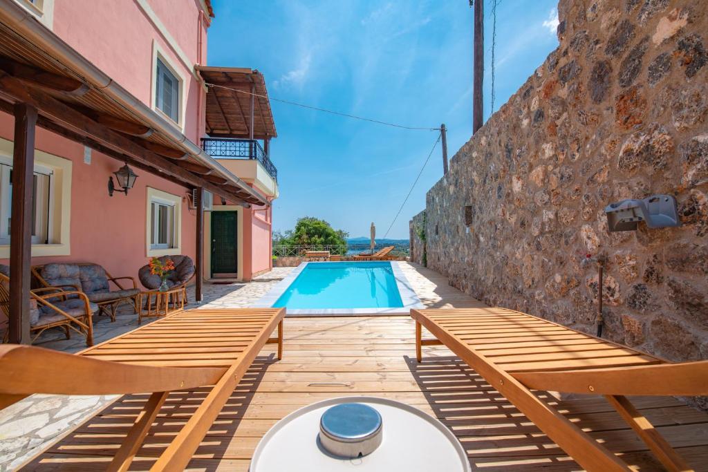 Bassein majutusasutuses Belvedere ,Pyrgi,Corfu ,stunning Ipsos bay view või selle lähedal