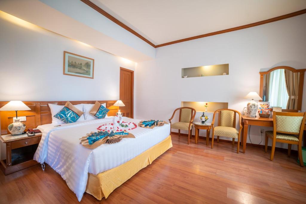 Phòng Oscar Deluxe Giường Đôi