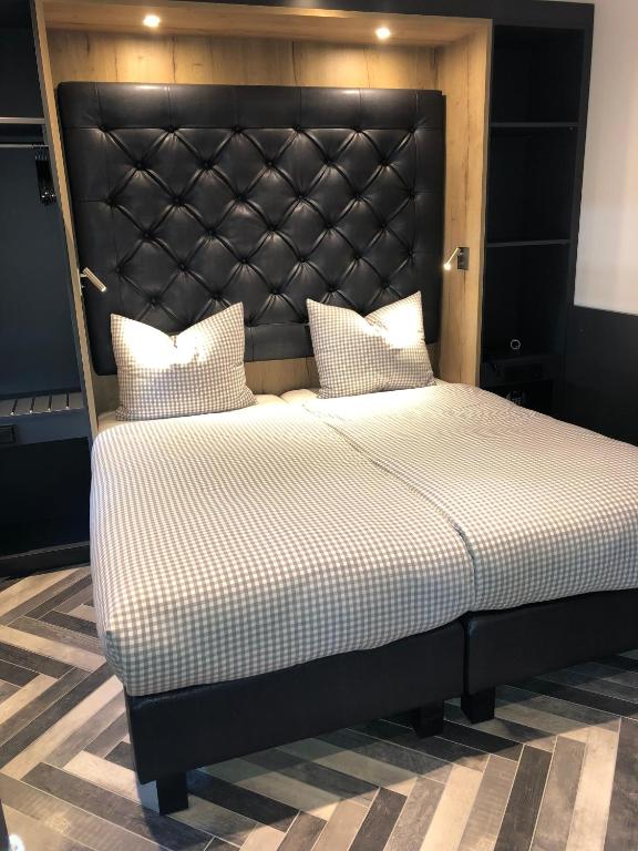 Munich Deluxe Hotel - Resim 21