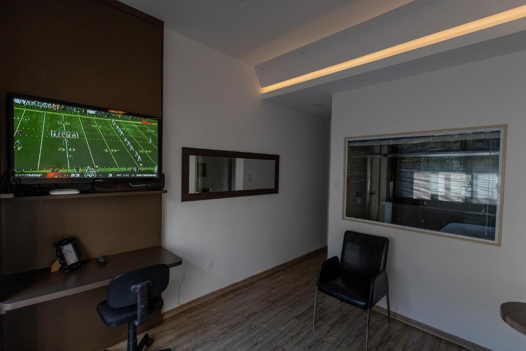  VIP OFFICE 502