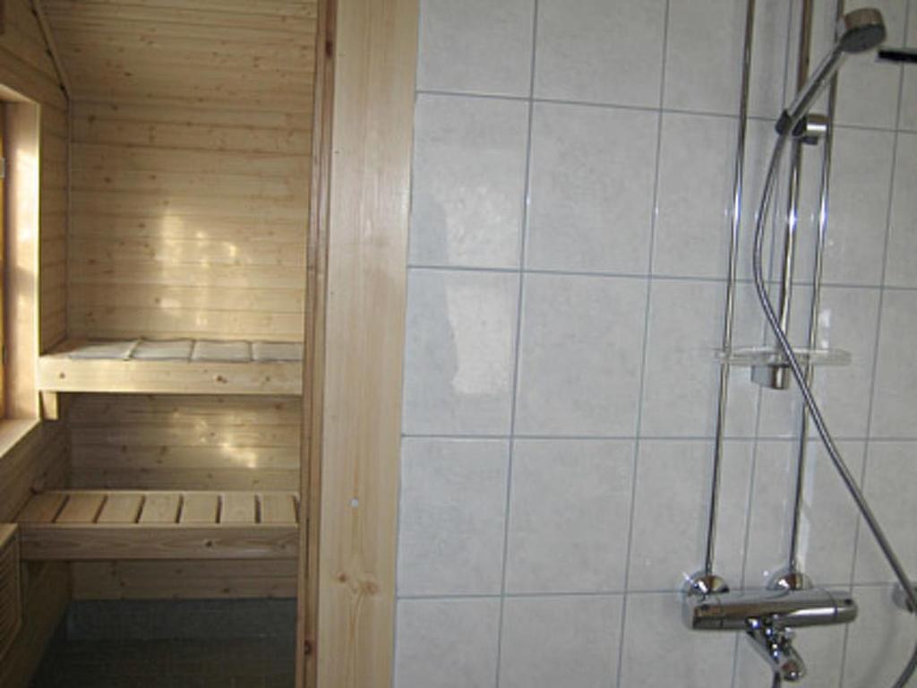 Koupelna v ubytování Holiday Home Pastin mökki by Interhome