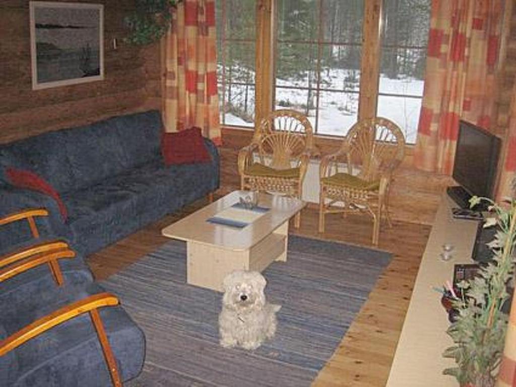 Posezení v ubytování Holiday Home Pastin mökki by Interhome