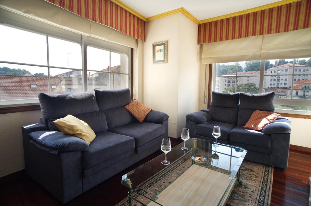 El Piso de la Placita - 3