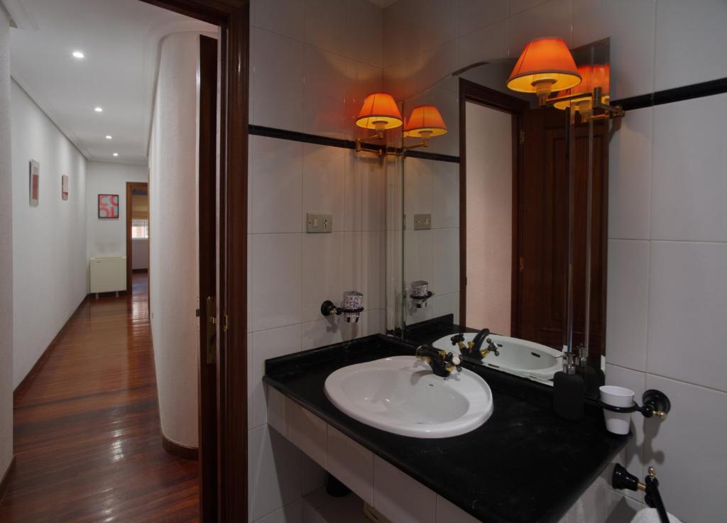 El Piso de la Placita - 6