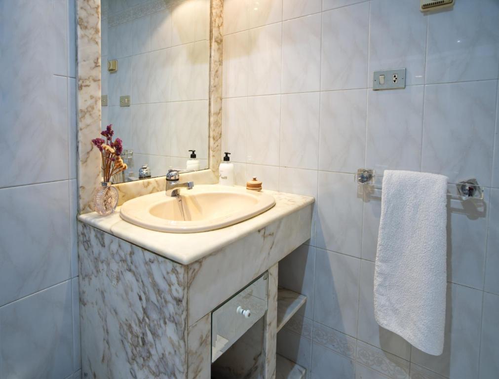 El Piso de la Placita - 8