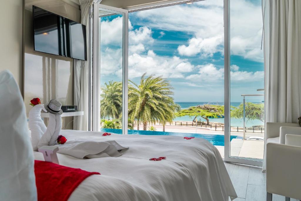 Ocean Z Boutique Hotelにあるベッド