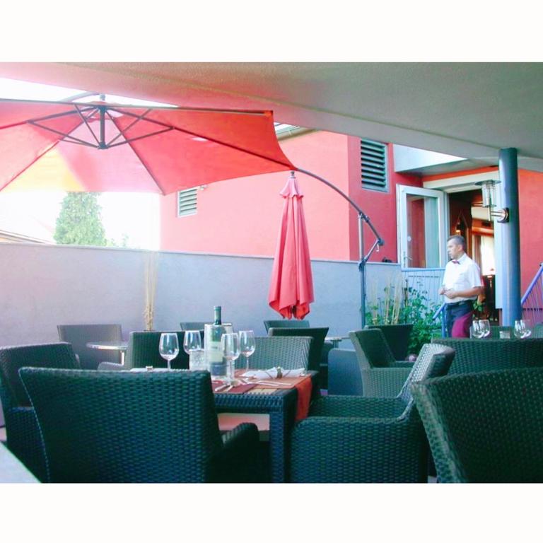 Restaurace v ubytování Hotel Aragia