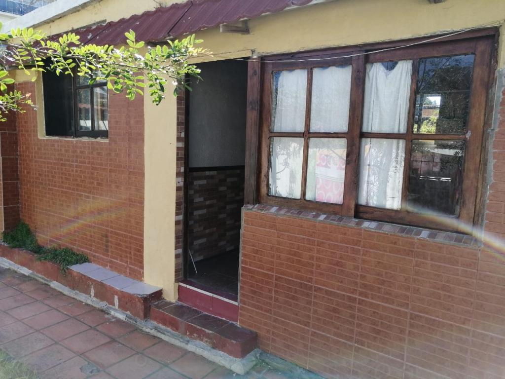 Το κτήριο όπου στεγάζεται  το διαμέρισμα