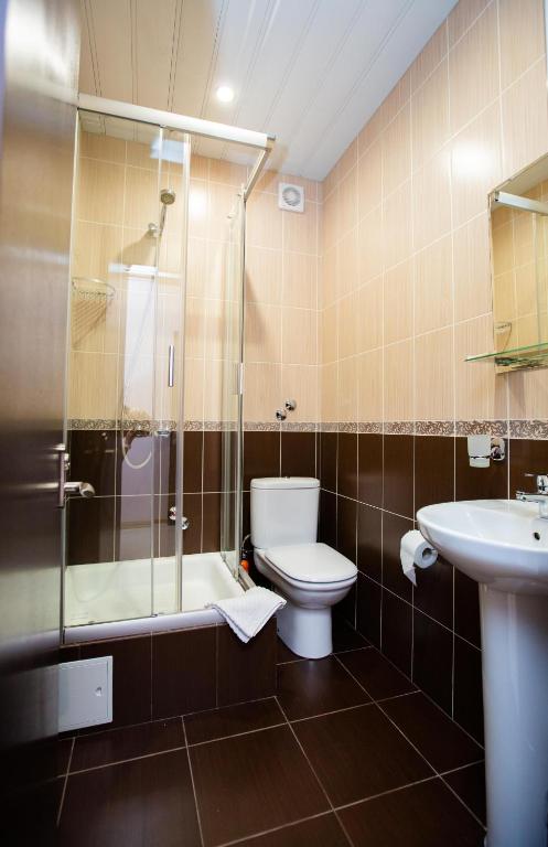 Koupelna v ubytování Hotel Sofia
