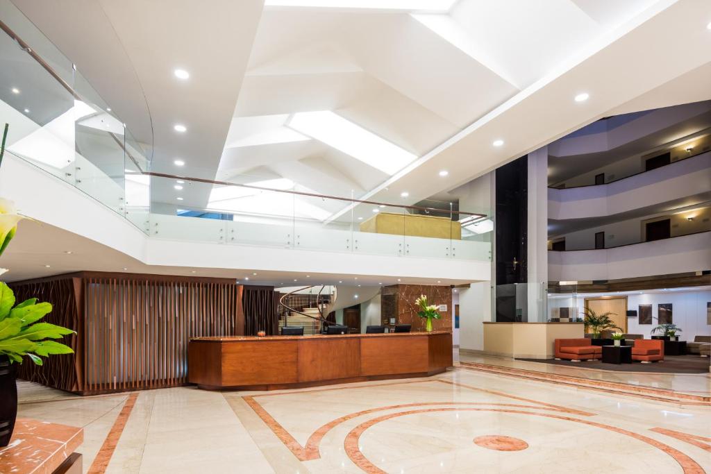 Vstupní hala nebo recepce v ubytování Cosmos 100 Hotel & Centro de Convenciones - Hoteles Cosmos