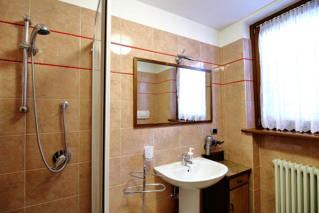Koupelna v ubytování Nonostantetutto B&B