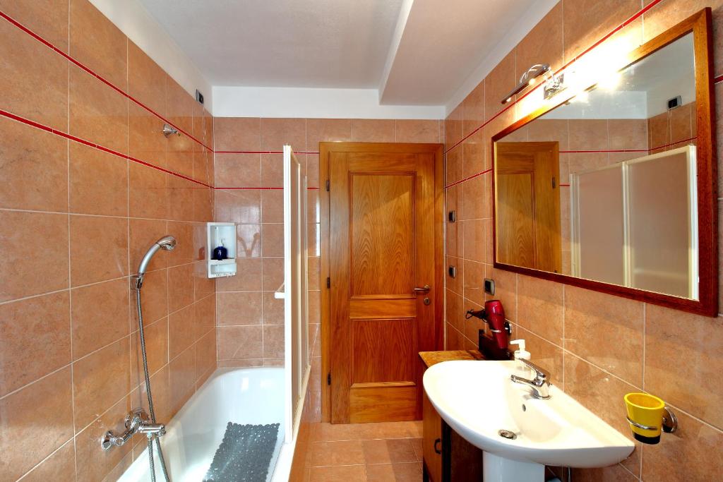 Koupelna v ubytování Nonostantetutto B&B