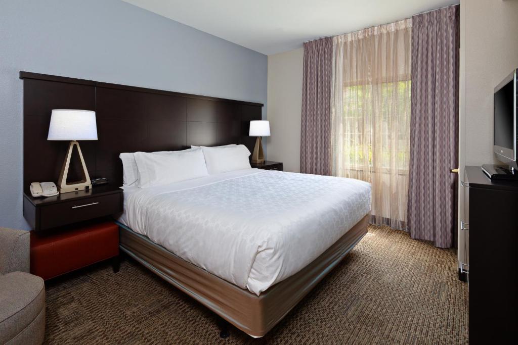 Staybridge Suites Fairfield Napa Valley Area by IHG - Suite De Dos Dormitorios
