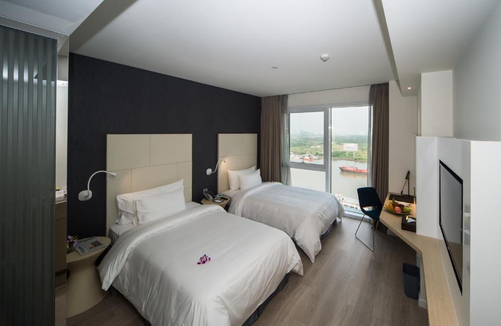Phòng Premier Đôi hoặc 2 Giường đơn nhìn ra Sông