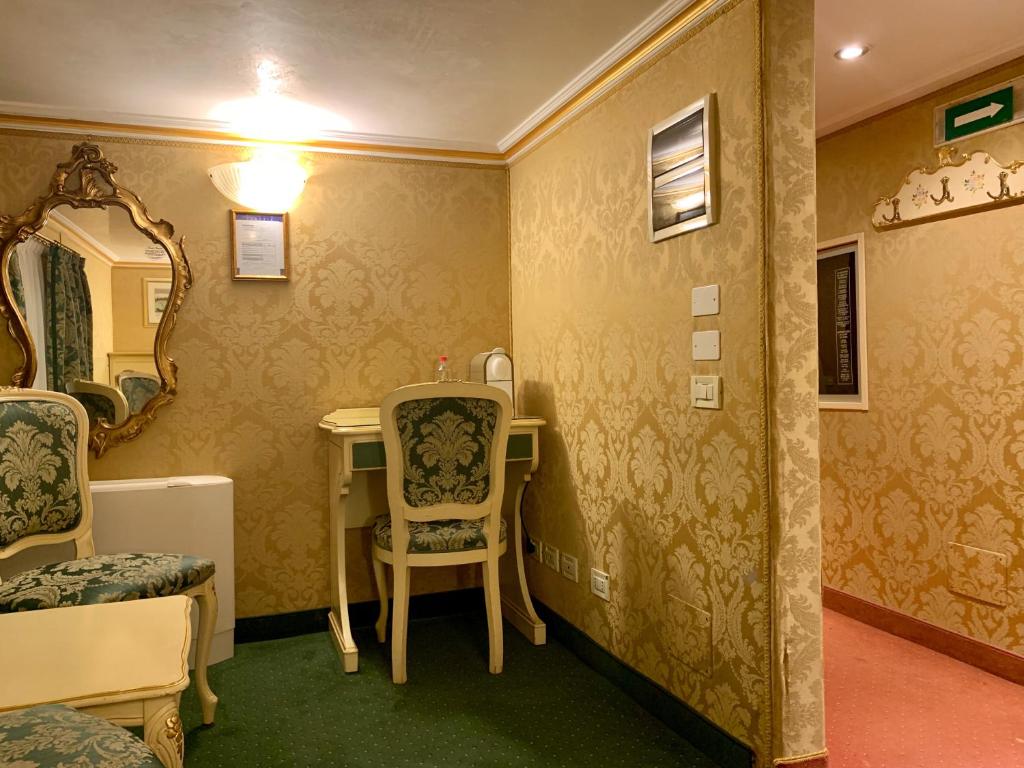 Hotel Becher - Resim 19