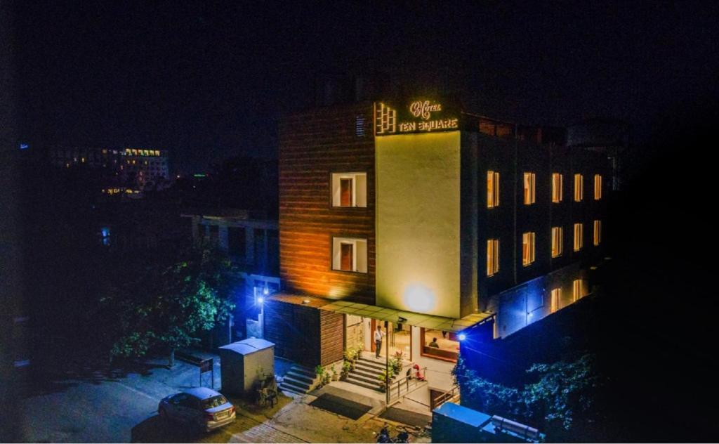 Budova, kde se hotel nachází