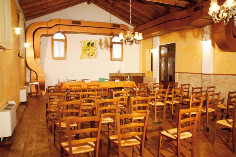 Restaurace v ubytování Hotel Al Barco