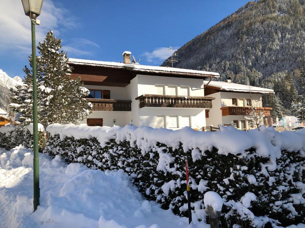 Nespecifikovaný výhled na hory nebo výhled na hory při pohledu z apartmánu