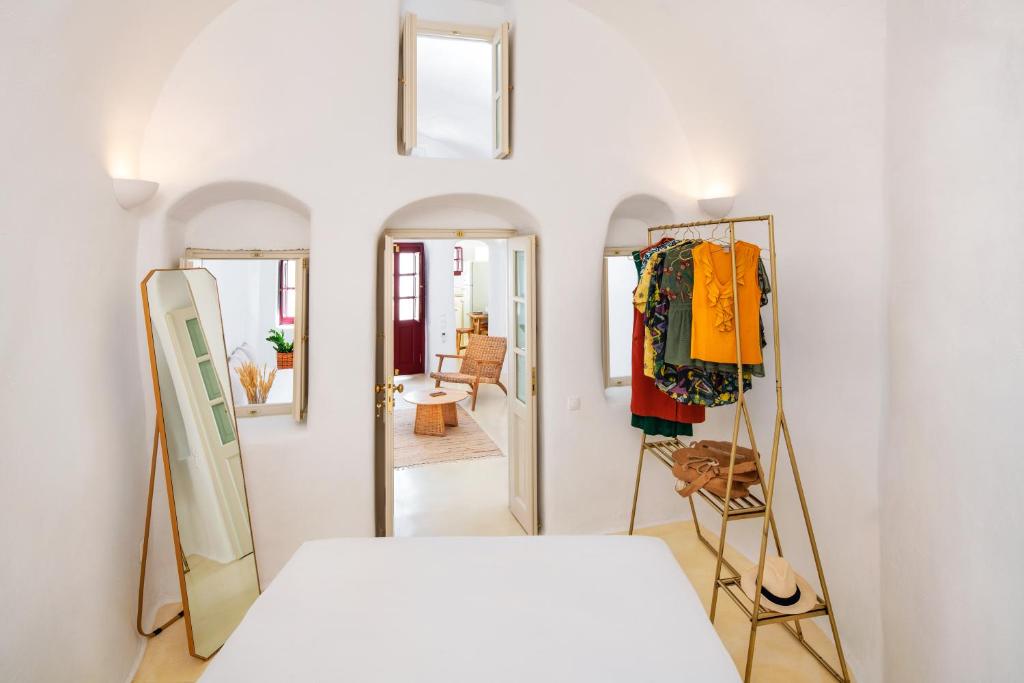 Foto dalla galleria di Oikia Cave House a Éxo Goniá