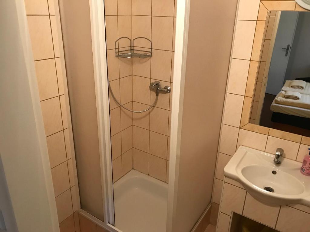 Koupelna v ubytování Garni pension U svatého Urbana