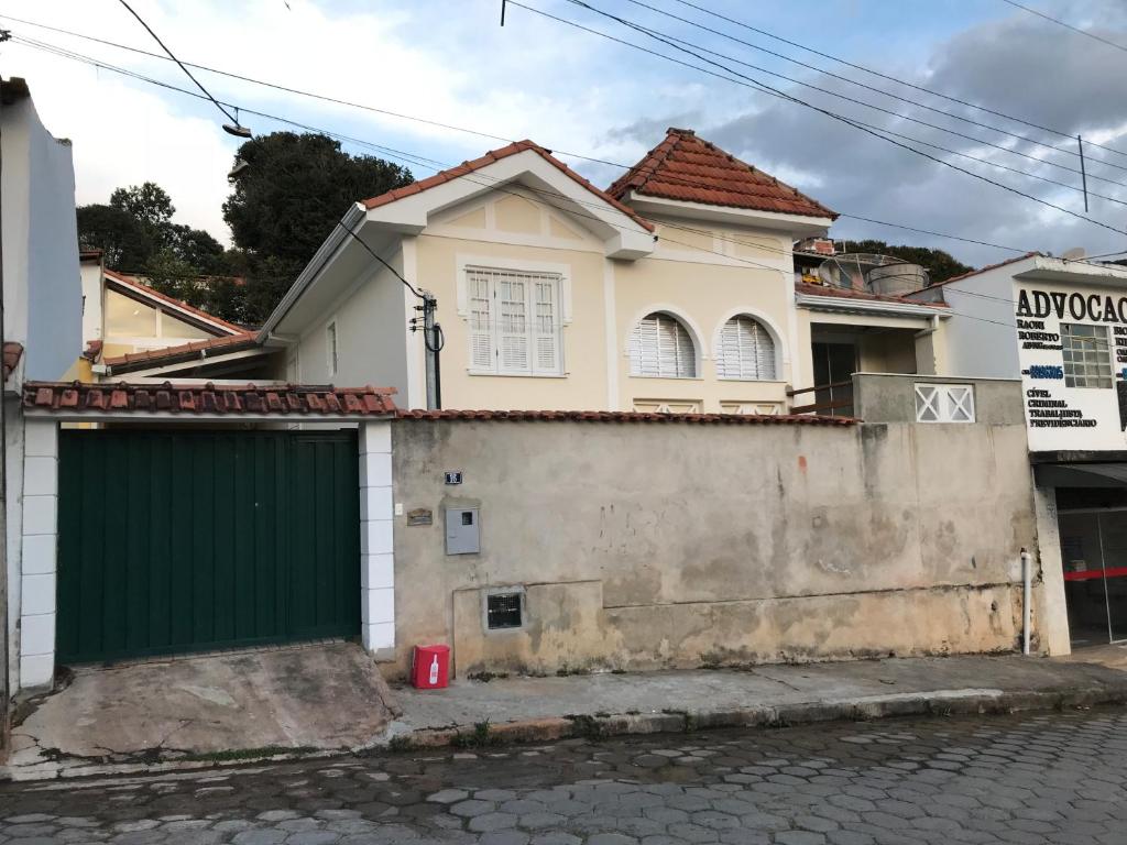 Aconchego Mineiro - Four-Bedroom House