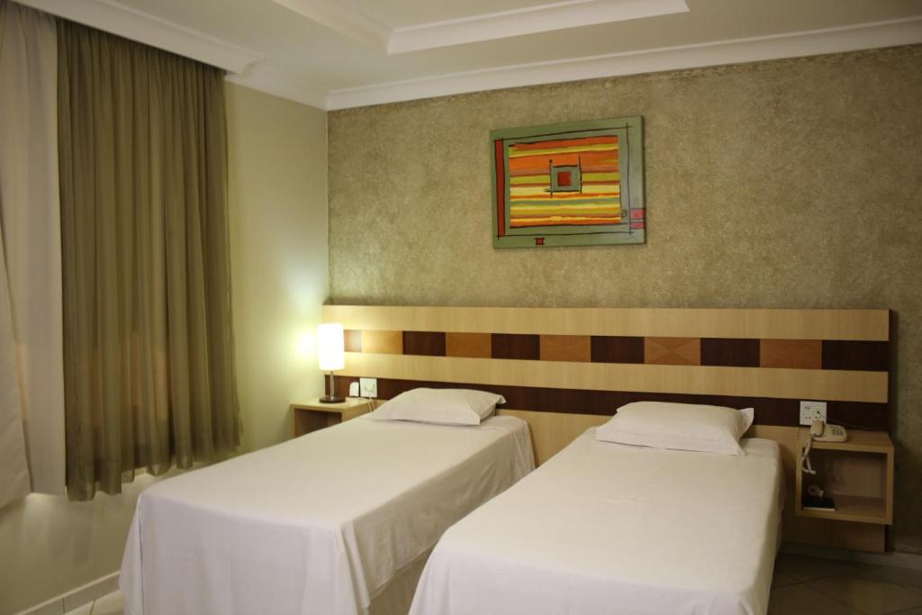  Hotel Lago Dourado