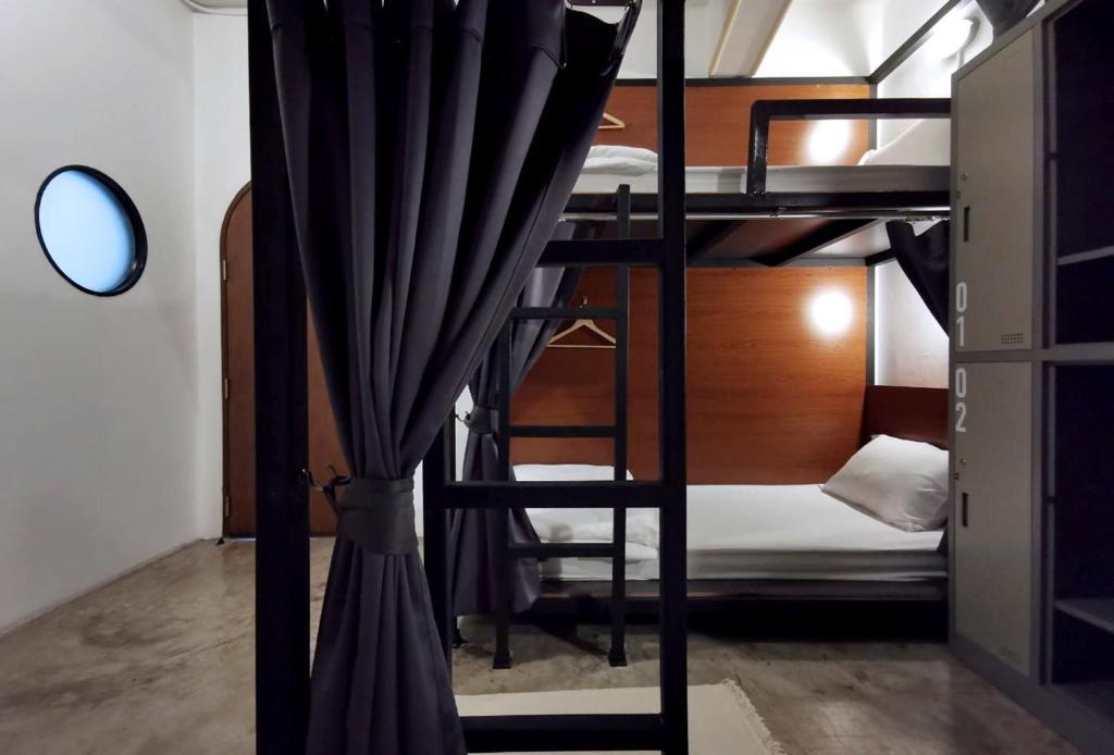 Apartment45 Hostel - 17