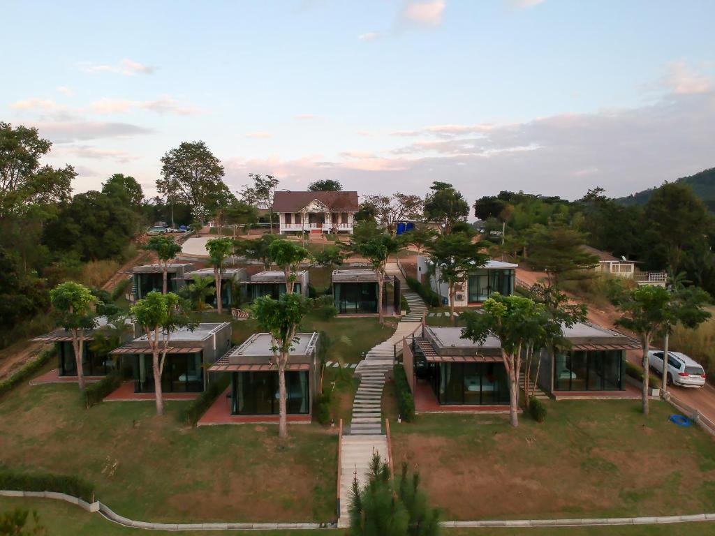 una vista aérea de una casa en Baan Phu Pa Pha บ้านภูปภา, en Nakhon Ratchasima