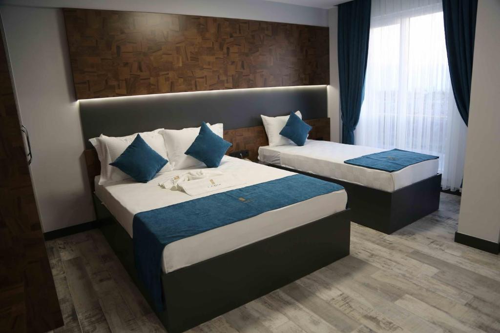 Ladik Hotel - Deluxe King Room