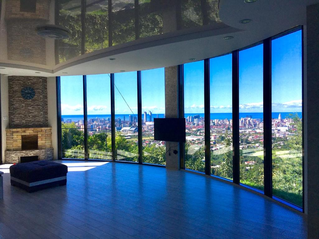 Fotografie z fotogalerie ubytování Dream Panorama Villa Batumi v destinaci Batumi